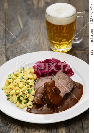 sauerbraten 102792740