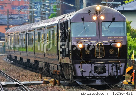 【JR九州】DF200型內燃機車+77系“九州七星”(鹿兒島本線:水木站) 【JR九州】DF200型內燃機車+77系“九州七星”(鹿兒島本線:水木站) 102804431