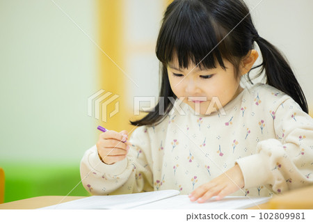 幼兒園課堂學習填色 102809981