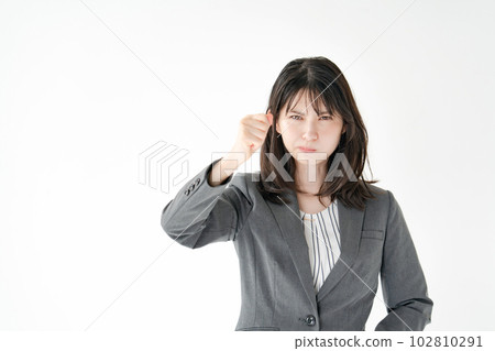 憤怒的女商人權力騷擾 102810291