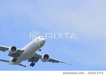 空中旅行升入藍天的客機 空中旅行升入藍天的客機 102811752