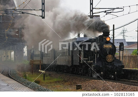 [JR Kyushu] 8620 type steam locomotive + 50 series + DE10 type "SL Hitoyoshi" (Kagoshima Main Line: Hizen-Asahi Station) 102813165