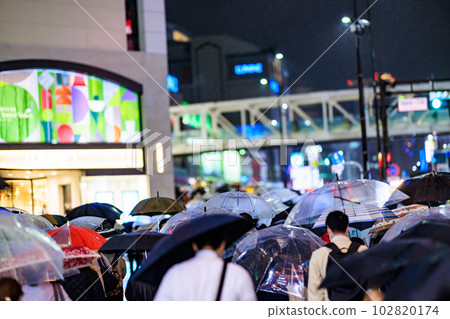 night rainy day shinjuku city background material night rainy day shinjuku city background material 102820174