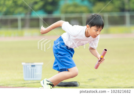 小學生田徑比賽接力賽 102821682