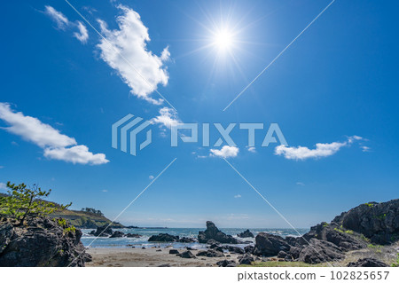 Kamaiso Beach Clear weather 102825657