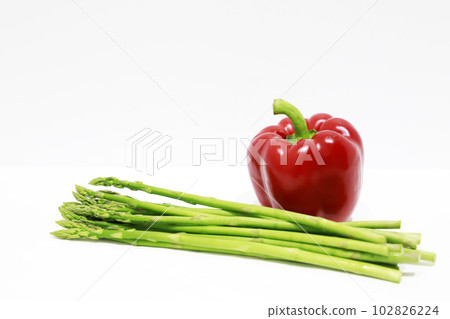 Freshly picked asparagus and paprika Freshly picked asparagus and paprika 102826224