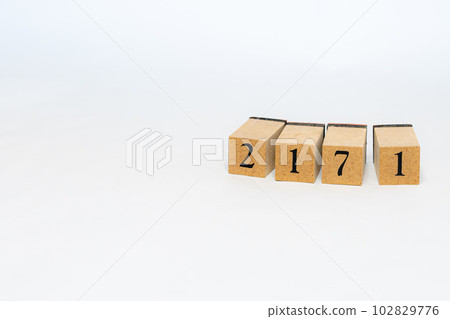 Wooden block number 4 digits 2171 102829776