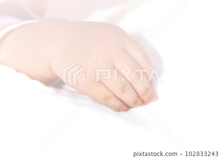 soft hands of a toddler 102833243
