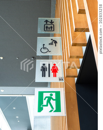 Pictograms in public facilities 102833258