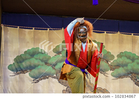 Kyogen (Kyoto Senbon Enmado, the play "Enmacho") 102834867