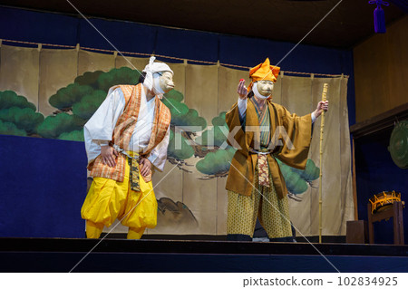 Kyogen ("Yohira fox" at Senbon Enmado, Kyoto) Kyogen ("Yohira fox" at Senbon Enmado, Kyoto) 102834925
