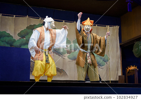 Kyogen ("Yohira fox" at Senbon Enmado, Kyoto) 102834927