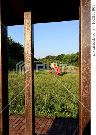 Scenery of the Hirose River, the nature of the riverbed and the scenery from the pavilion 102835903
