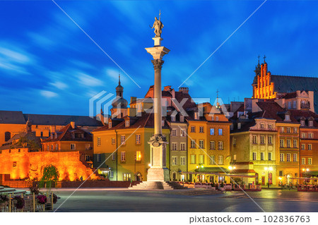 Night Castle Square in Warsaw, Poland. Night Castle Square in Warsaw, Poland. 102836763