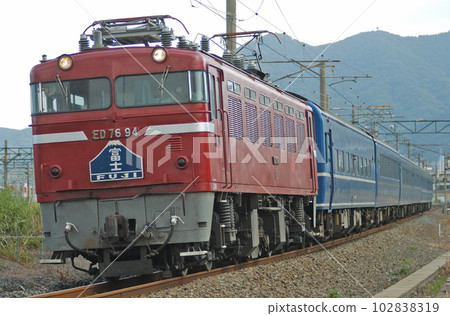 Kagoshima Main Line Nishikokura-Kyushu Institute of Technology JR Kyushu ED76-94 + 24 Series Fuji Kagoshima Main Line Nishikokura-Kyushu Institute of Technology JR Kyushu ED76-94 + 24 Series Fuji 102838319