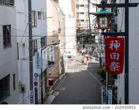 【神田明神】明神男坂登山途中的風景 【神田明神】明神男坂登山途中的風景 102839852