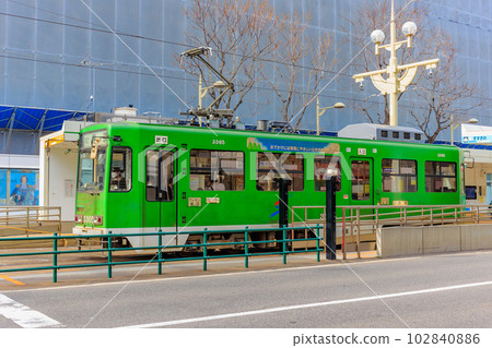 貫穿北海道札幌市的電車 貫穿北海道札幌市的電車 102840886