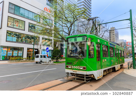 貫穿北海道札幌市的電車 102840887