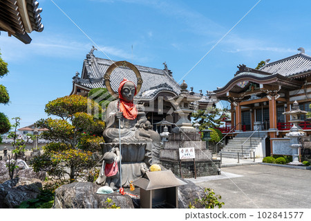 [No. 17 Fudasho] Ido-ji Temple Mizuko Jizo [Shikoku 88 temples] 102841577
