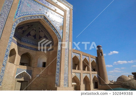 Khiva Muhammad Amin Khan Madraseh 102849388