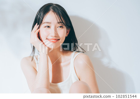 Beauty skin care image 102851544
