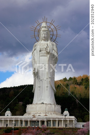 Kannon of Hokkaido 102852940