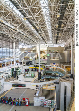 [神奈川縣]充滿未來感的多摩廣場站 102852993