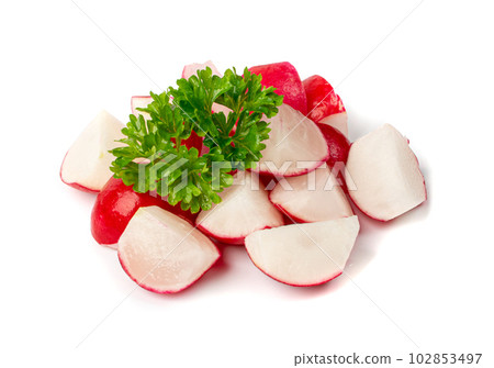Sliced Radish Roots Isolated, Red Root Round Cuts, Red Radishes Slice Pile, Radis cross sections on White 102853497