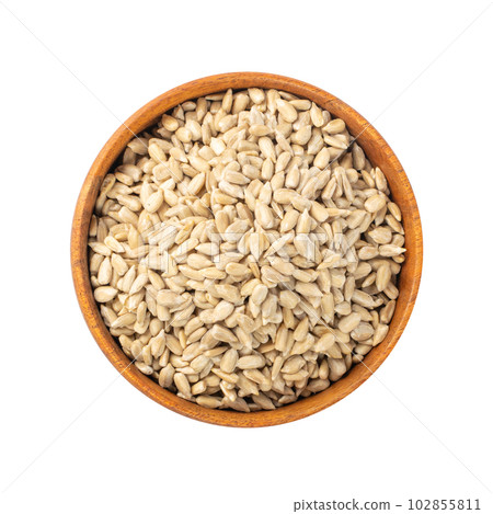 Peeled Sunflower Seeds Isolated, Raw Sunflower Kernels Group, Sun Flower Grains, Peeled Sunflower Seeds 102855811