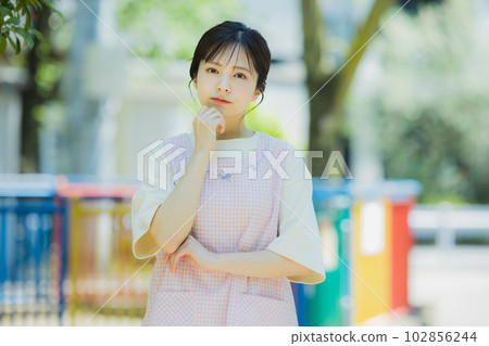 幼兒園老師 102856244