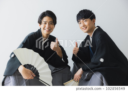 Montsuki hakama for 2 men 102856549