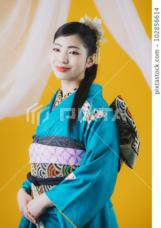 Blue furisode coming-of-age ceremony 102856614