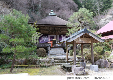 "Ryuzoji Temple" in Tanba Sasayama City, Hyogo Prefecture 102858098