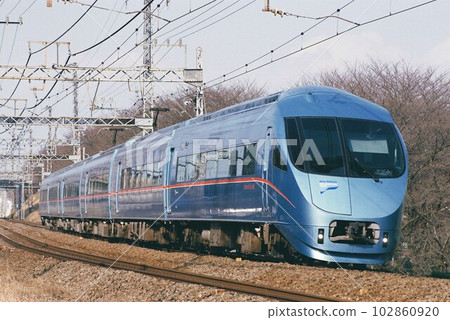 60000 series limited express Sagami on the Odawara line 60000 series limited express Sagami on the Odawara line 102860920