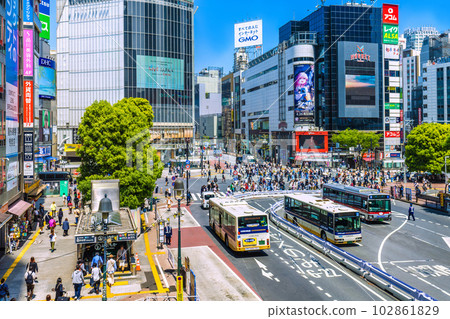 日本東京城市景觀 各地的夏日……市中心五月下旬的溫暖。個人判斷已經過了一個月,沒有ma的人多了=19天 日本東京城市景觀 各地的夏日……市中心五月下旬的溫暖。個人判斷已經過了一個月,沒有ma的人多了=19天 102861829
