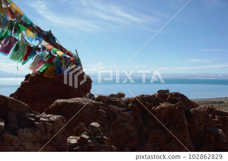 從藏西楚寺看瑪旁雍錯湖 從藏西楚寺看瑪旁雍錯湖 102862829