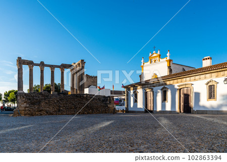 Roman Temple of Diana in Evora, Portugal Roman Temple of Diana in Evora, Portugal 102863394