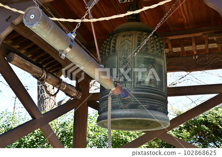 Kawaguchi Sanpo / Nichiren Buddhism Jisso-ji Bell Tower Four Heavenly Zodiac Bells Kawaguchi Sanpo / Nichiren Buddhism Jisso-ji Bell Tower Four Heavenly Zodiac Bells 102868625