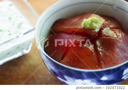 House-made tuna pickled bowl House-made tuna pickled bowl 102871022
