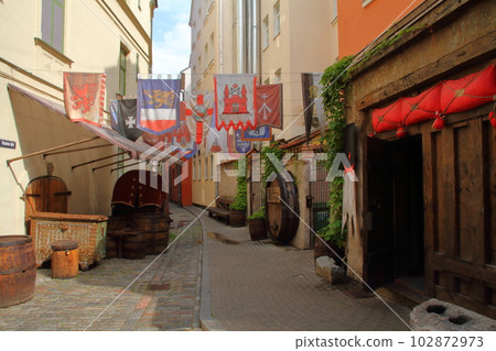 Riga, the capital of Latvia, the three Baltic countries of Northern Europe.The alleys of the Old Town of Riga, a World Cultural Heritage site where vestiges of the Middle Ages remain. 102872973