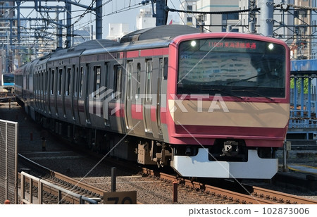 E531 series K423 formation, red train, Akihabara, directly connected to the Tokaido line running on the Ueno Tokyo line E531 series K423 formation, red train, Akihabara, directly connected to the Tokaido line running on the Ueno Tokyo line 102873006