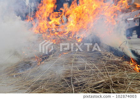 Fire Festival Flames shot into the straw 102874003