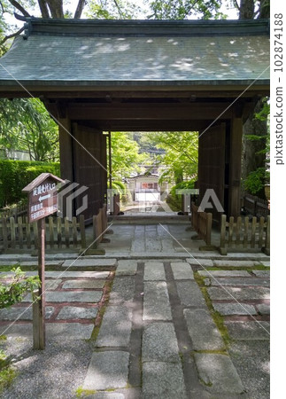 Kisofukushima's scenic spot Kozenji temple in early summer Japan's largest rock garden Kisofukushima's scenic spot Kozenji temple in early summer Japan's largest rock garden 102874188