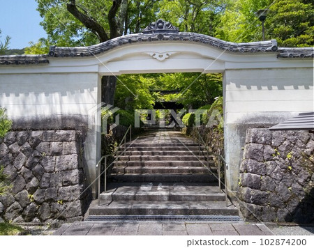 初夏木曾福島的名勝光善寺 日本最大的假山庭園 102874200