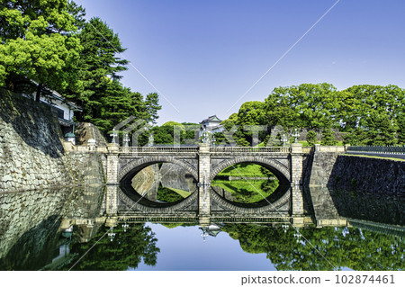 皇居二重橋（石橋正門） 102874461