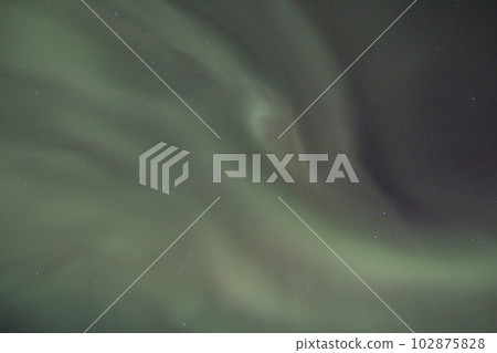 最大和最豐富多彩的極光漩渦（瑞典） 102875828