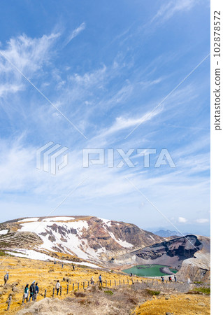 藏王岡間五色沼春 藏王岡間五色沼春 102878572