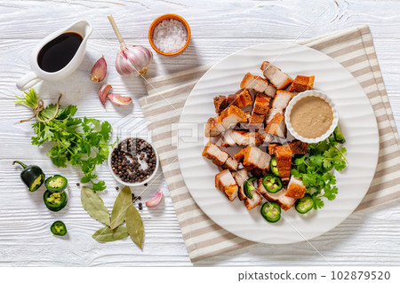 Lechon Kawali, filipino crispy fried pork belly 102879520