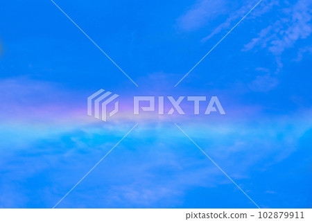 水平彩虹（circumhorizontal arc） 102879911