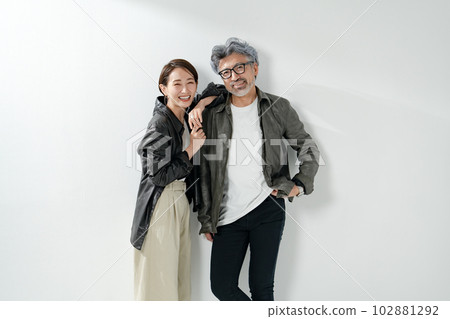 休閒時尚男女 102881292